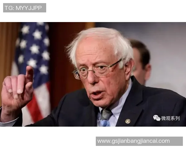 昔日绿茵传奇退役球星再度掀起热议引发球迷共同回忆